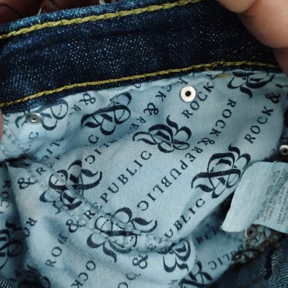 Rock & Republic Kasandra Gold Studded Bootcut Jeans 16 - Picture 5 of 15